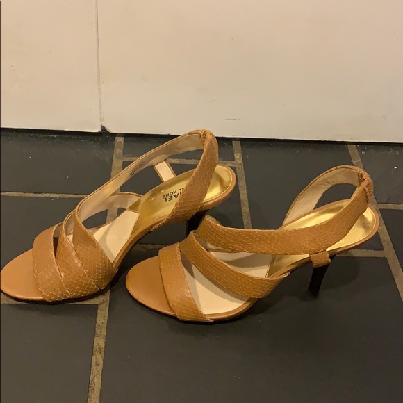 Michael Michael Kors Snake Skin Heels - brown - Picture 2 of 6